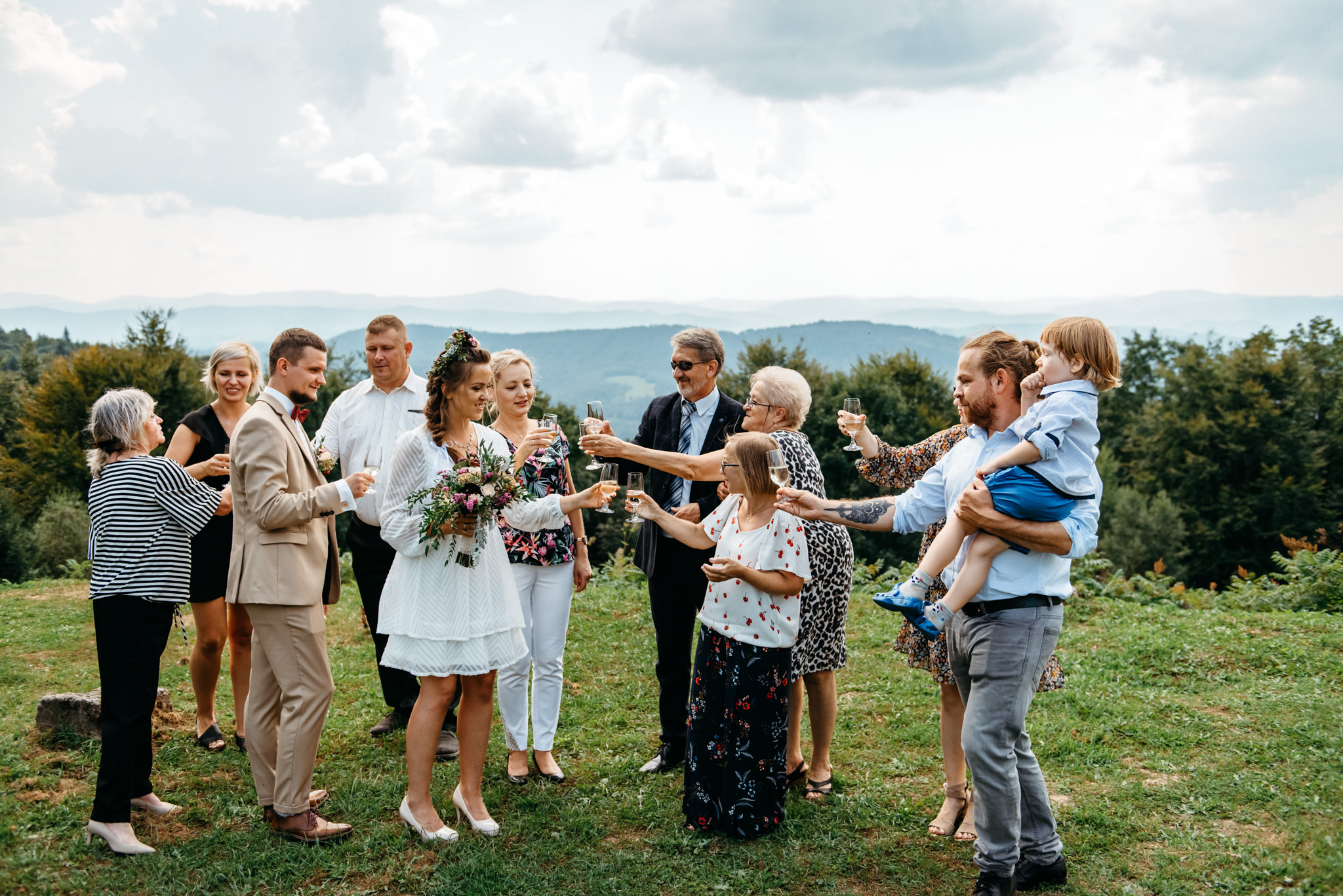 Plenerowy ślub w Bieszczadach | Karolina i Bartosz 35